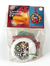 Walco Mr.  Mrs. Santa Claus Panorama Wreath Sequin Bead Christmas Ornament Kit