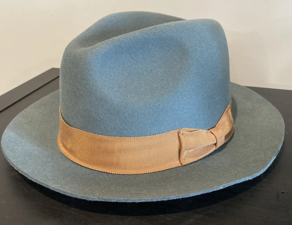 Sombrero gris lana australiano Fedora ala a presión Two Roads Waterloo talla 59 EE. UU. 7 1/2 Foto 2 de 4
