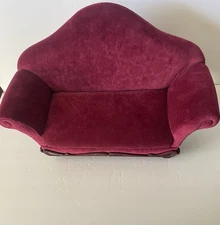 AMERICAN GIRL DOLL Rebecca Rubin Red Burgundy Settee Couch Sofa *RETIRED*
