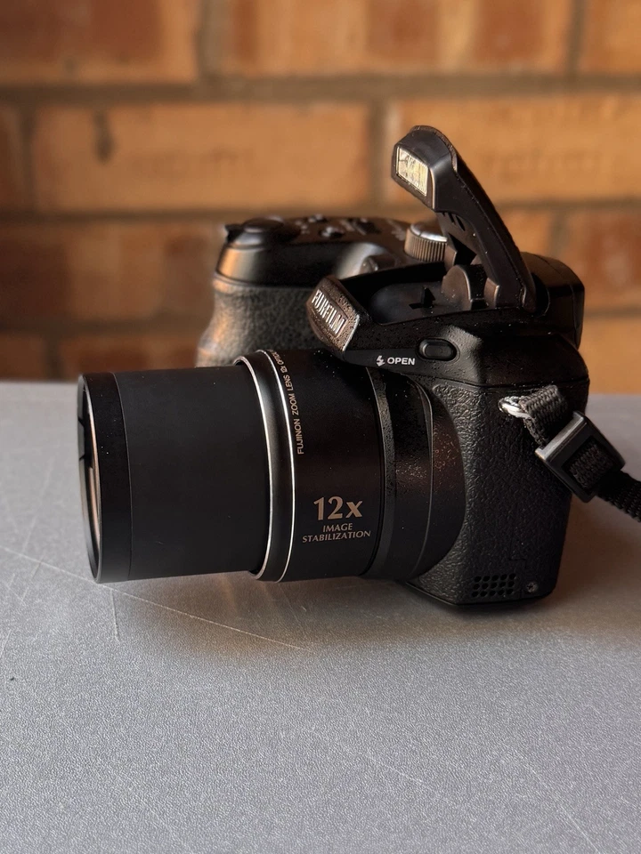 Fujifilm FinePix S1500, photo 3 of 5