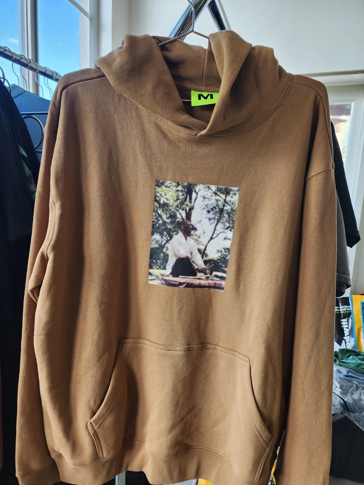 Supervsn Kobe Meditation Coffee Brown Pullover Hoodie Crew Neck Men's Medium