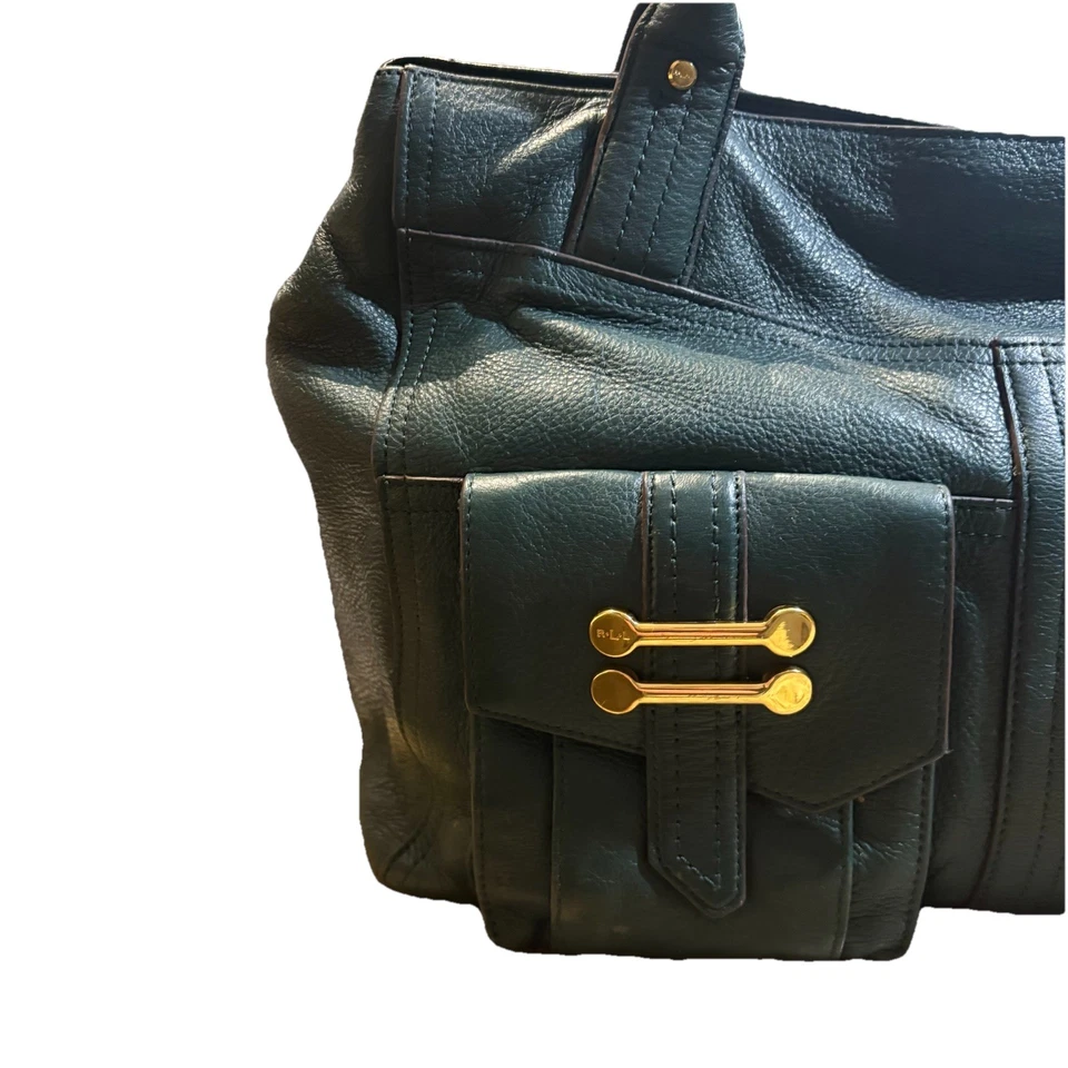 Bolso de hombro Lauren Ralph de cuero caído verde oscuro dorado herrajes bolsillos delanteros Foto 3 de 4