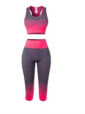 Sporty Womens Sports Yoga Outfit - Moisture Wicking Bra  Butt Lifting Shorts