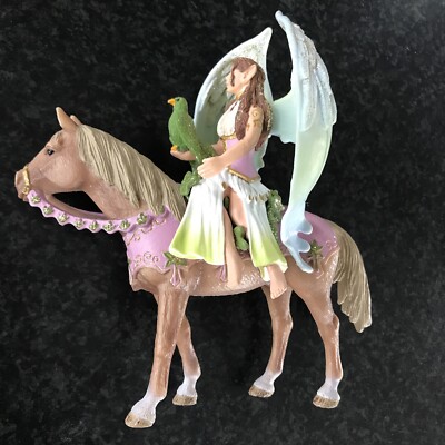 Schleich Bayala 70416 Surah Pferd Elfe Reiter Phantasy Spielfigur Vogel
