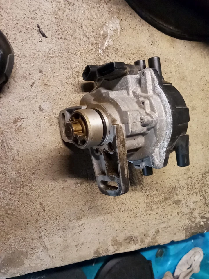 1995 Lexus SC300 (Distributor/ Coil pack) - Image 4 of 4