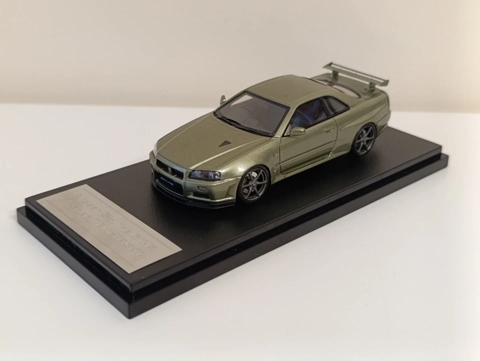 1:43 HPI Nissan Skyline GT-R R34 V-spec II Nür Millenium Jade - No Minichamps - Immagine 2 di 4