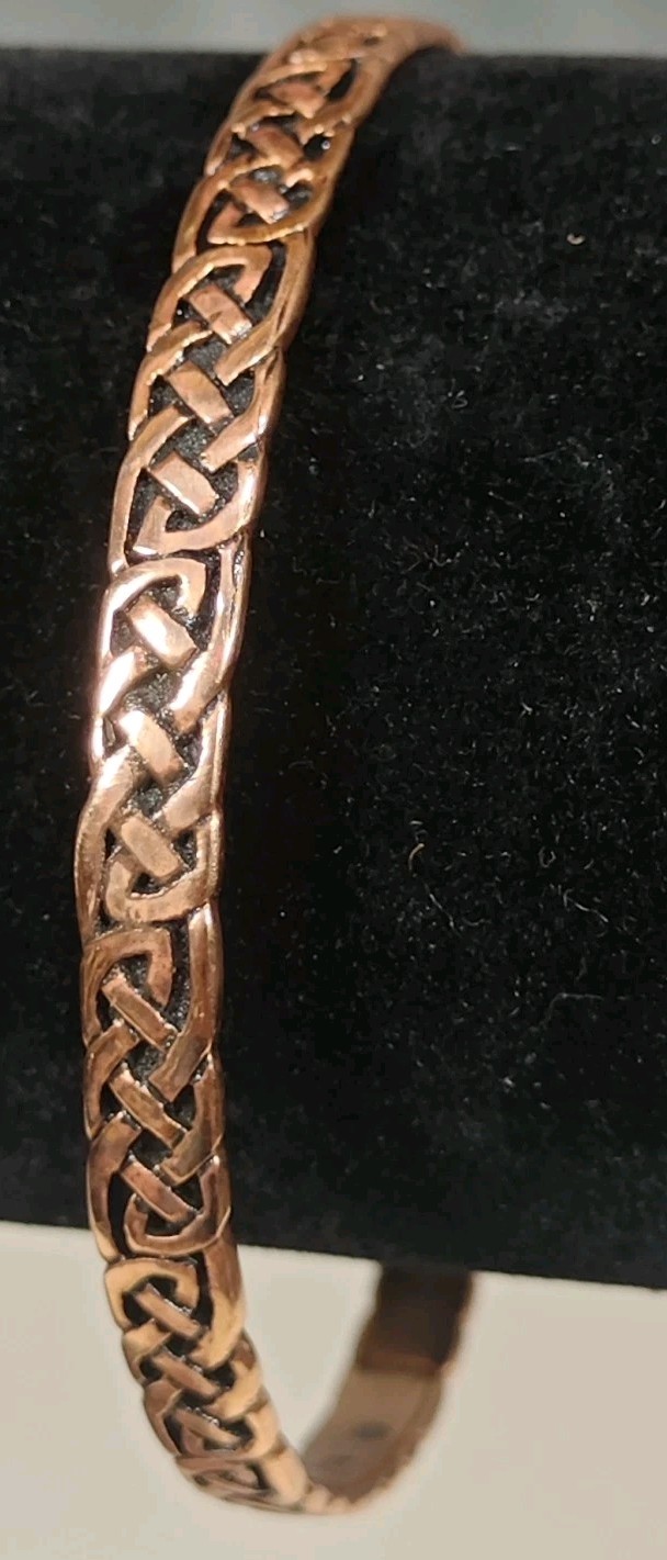 Solid Copper Celtic Knot Bracelet Made At Bythesw… - image 1