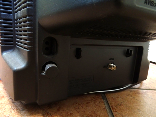 13" Sylvania TV Model SST4132 AC 120V 60Hz 53w / FedEx Free Shipping - Picture 6 of 15