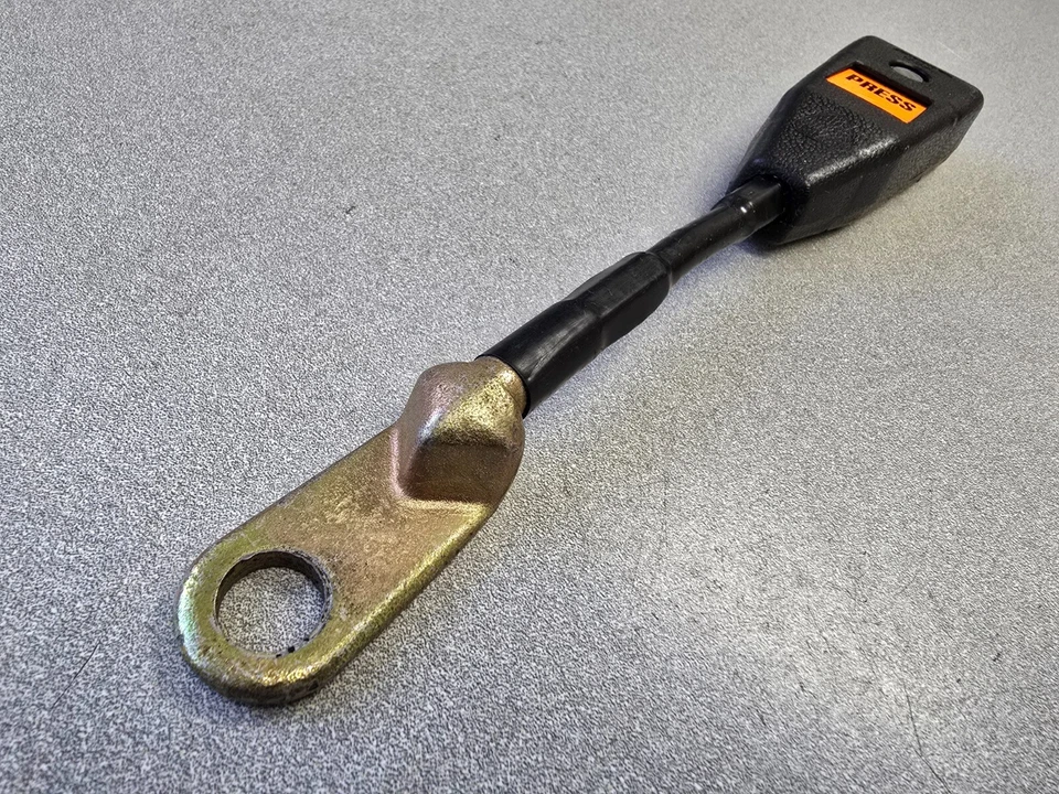 EXCELENTE RECEPTOR CINTURÓN SEGURIDAD USADO ORIGINAL PORSCHE 911 912E 930 1974-79 NLA #10 Foto 2 de 4