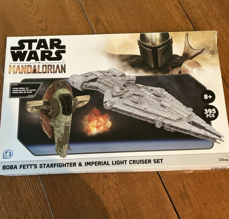 Star Wars🚀 The Mandalorian Boba Fett🌟 Starfighter Imperial Light Cruiser Set