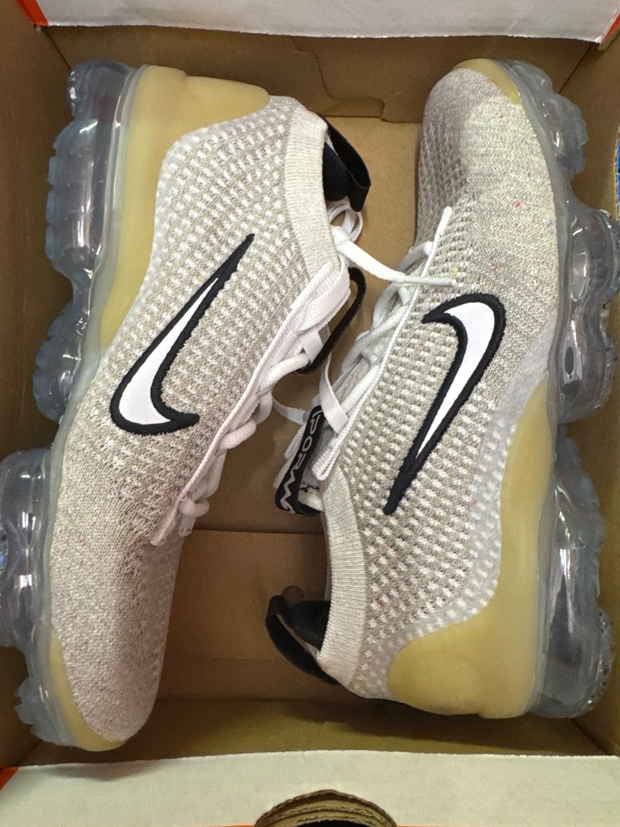 Nike Air Vapormax 2021 Sneakers unisex big kids GS size 4Y-7Y Fit
