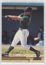 2003 Topps Stadium Club Future Star Royal Gold Carl Crawford (Swinging) 08vd