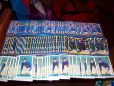 LOT OF 327 TINO MARTINEZ ROOKIE BASEBALL CARDS THAT ARE IN EXCELLENT CONDITION!!