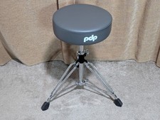 PDP by DW Gravity Series 810R Medium Weight Round Top Throne Gray