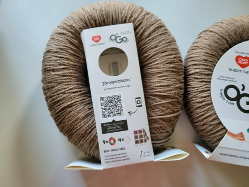 NEW RED HEART O'Go Super Saver Lot of 2 Cafe Latte Acrylic 7oz 364 Yards Yarn - Picture 4 of 4