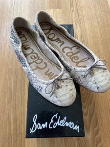 zappos sam edelman flats