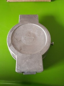 Cooper QE50 receptacle spring door assy.