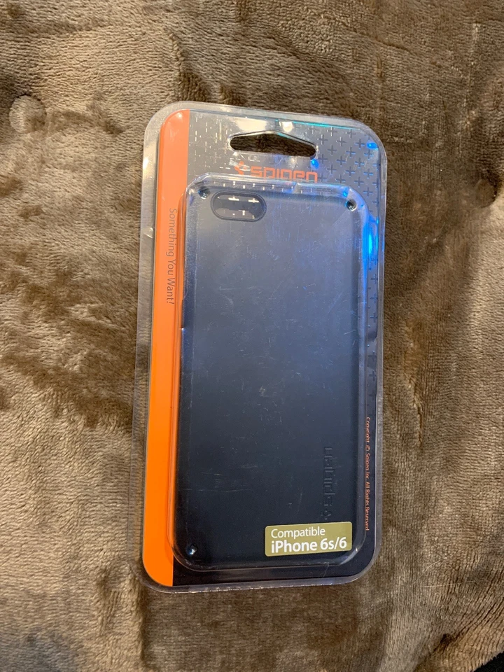 Spigen Thin Fit - iPhone 6/6s - negro liso Foto 2 de 3