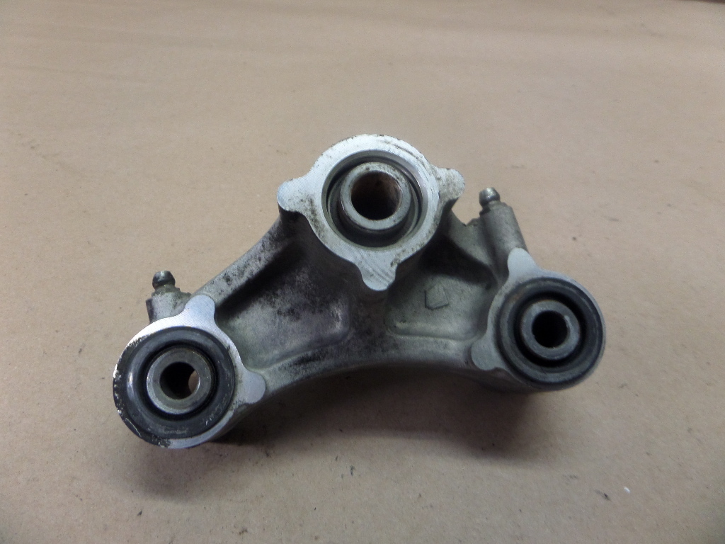 f 2003 KAWASAKI NINJA ZX9R ZX-9R ZX900-F REAR LOWER SHOCK LINK PIVOT