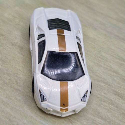 Hot Wheels Lamborghini Reventon modellino pressofuso 1/64 (54) usato condizioni - Foto 5 di 6