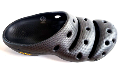 KEEN Yogui Arts Graphite Slip On Clogs Mens Size 13 NEW KEEN Yogui Arts Slip-On Clog Graphite Black Mule Sandal  main image 3