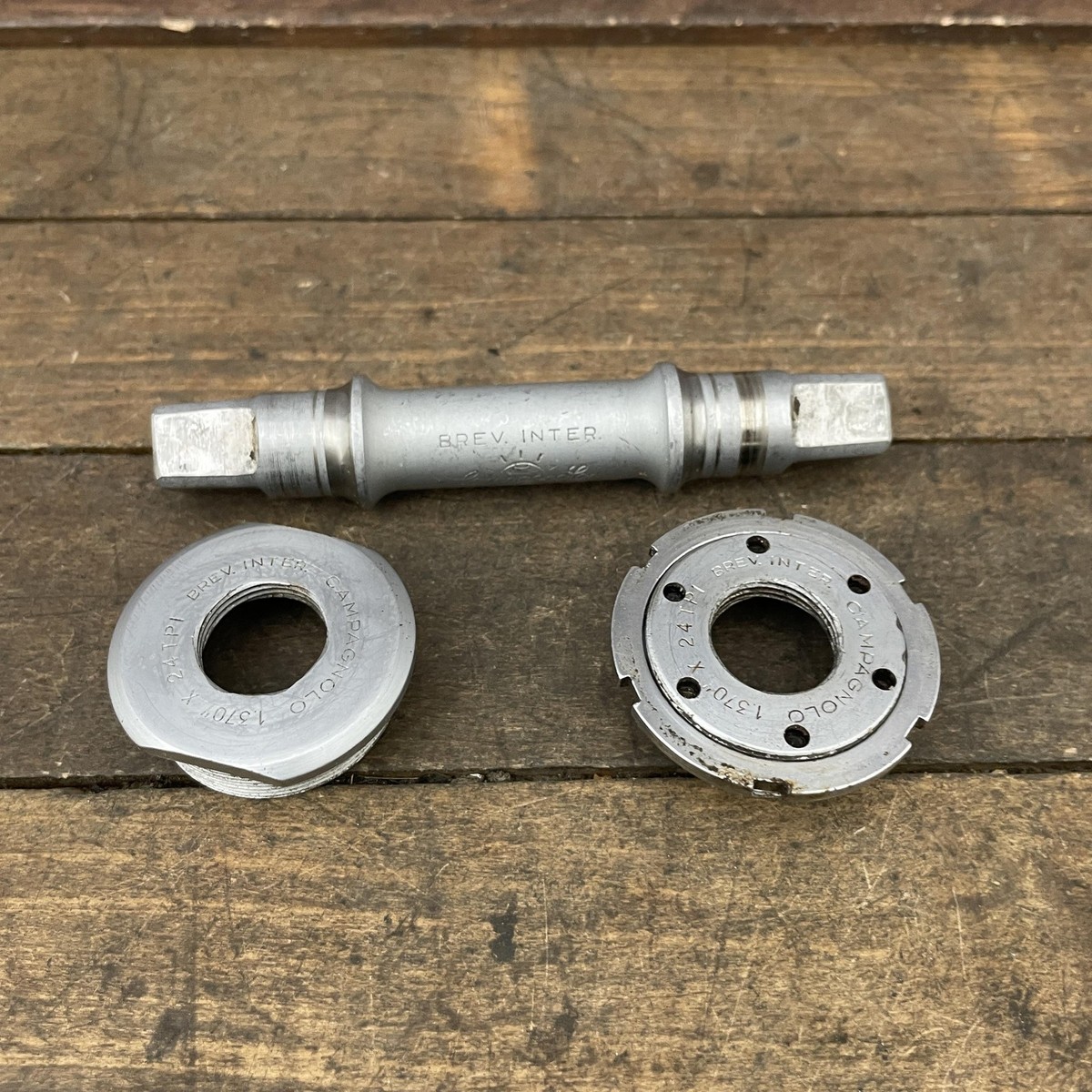 Vintage Campagnolo Bottom Bracket 68-SS-120 BSA 1.370 24TPI