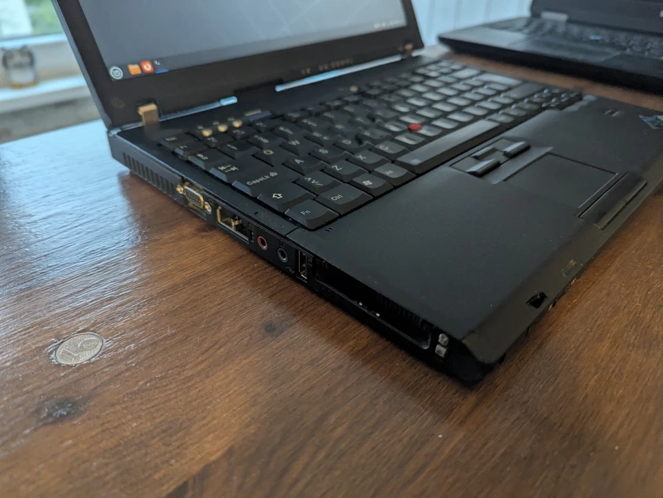 IBM Thinkpad T60 Intel Duo T2400 1.83GHz 2GB/128GB - Imagen 3 de 4