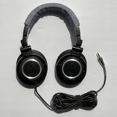   ****   Audio-Technica ATH-M50 Headphones