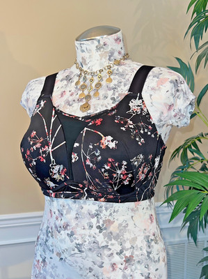 LIVI, Wireless Medium-Impact Wicking Sports Bra, Floral Print On Black, Sz 42DD