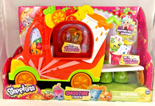 NEW SHOPKINS SMOOTHIE TRUCK, BOX HAS MILD DAMAGE TO IT