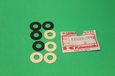 NOS Kawasaki OEM Washer 8.5 X 20 X 0.1 1983 ZX750 A1 92022-1542