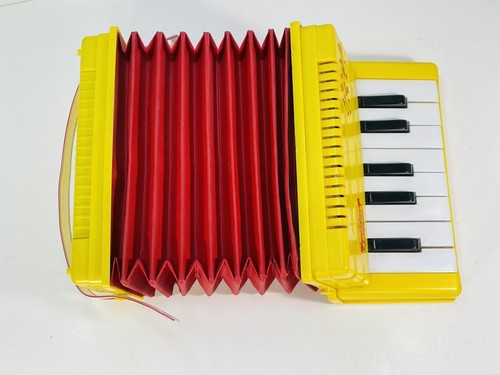 VTG EMENEE MUSICAL TOY KEYBOARD ACCORDION ORIGINAL CASE #403 YELLOW RED WORKS - Picture 9 of 23