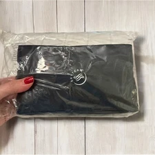 Skyteam Amenity Bag / Toiletry Kit Airline Premium Give Away New Sealed