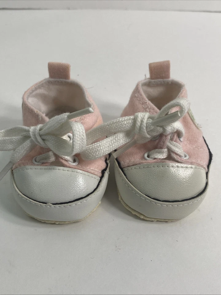 MGA Bratz Big Babyz Yasmin 13" Doll Replacement Shoes w/ Pretty Princess Patch - Image 2 of 4