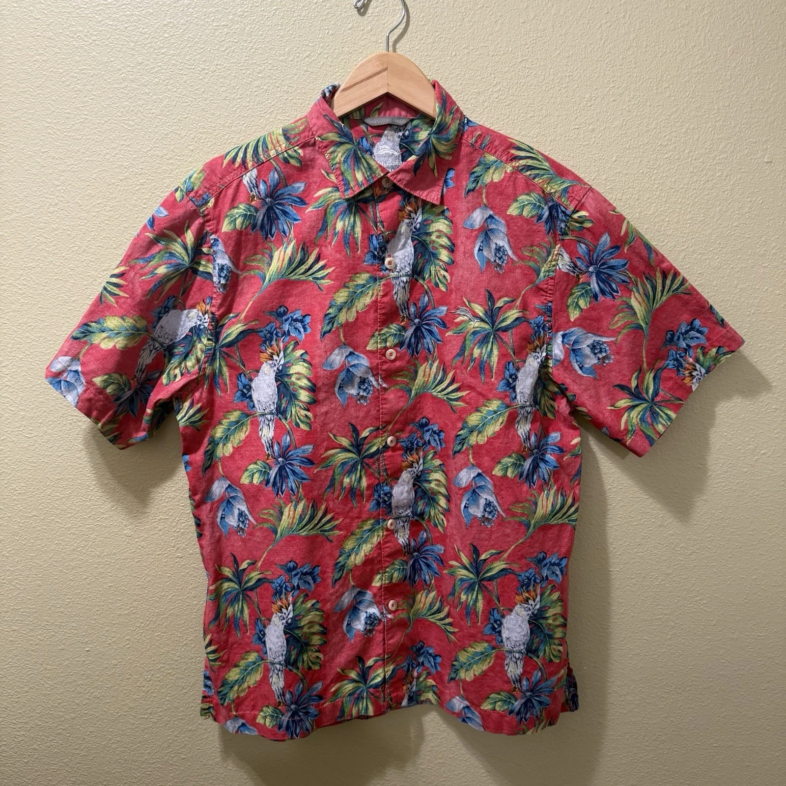 Men’s Medium Tommy Bahama Red 100% Cotton Hawaiian Floral Parrots Print Shirt
