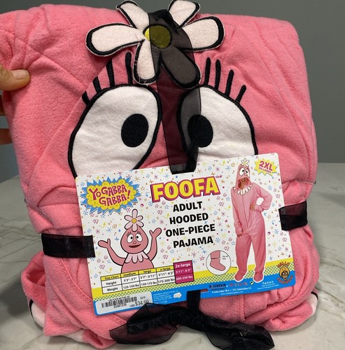Nuovo Pigiama Yo Gabba Gabba Adulto Taglia XXL con Cappuccio 1 Pezzo Pigiama FOOFA