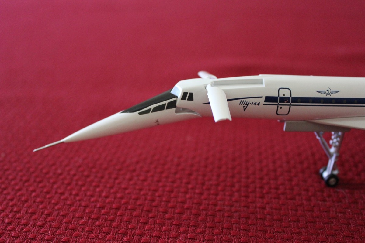 Herpa Wings Aeroflot Tupolev TU-144 in Old Color Diecast