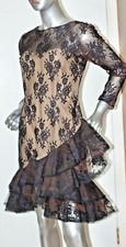VTG 70s Victor Costa Cocktail Party Wedding Asymmetrical Tiered Hem Lace Dress