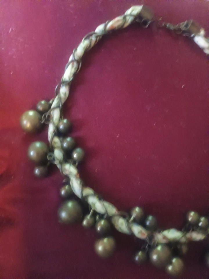 Chunky Twist Necklace Faux Pearl & Tye Dye Print Fabric Pewter Tone Metal Boho - Image 4 of 4