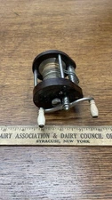 VTG Fishing Reel A.F. Meisselbach  MFG. CO 100 Level Winding Conventional Reel
