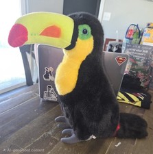 FAO Schwarz Toys R Us Toucan Tropical Bird Plush Stuffed Animal Toy 2016 12.5  