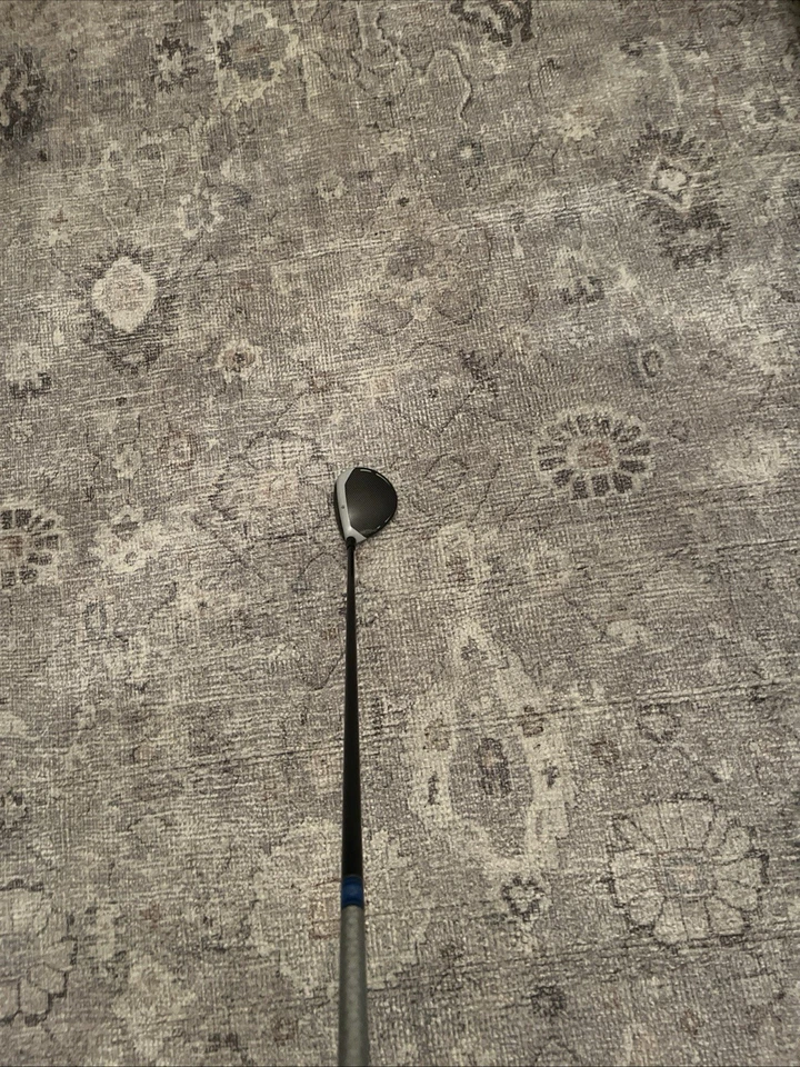 TaylorMade SIM 2 Titanium 15*3 Wood Mitsubishi Tensei AV 65 Stiff Flex - Image 2 of 4