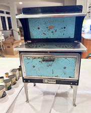 Empire Vintage Tin Toy Stove w/ Libby's Tin Cans Set, 1922