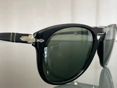 Persol 714