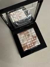 Bobbi Brown Highlighting Powder Pink Glow Full Size 0.28 Oz 8 g Highlighter 