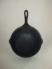 Griswold #8 Slant Logo Erie 704D Cast Iron Skillet with Heat Ring Sits Flat
