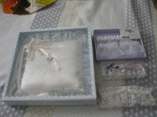 Wedding Lot Ring Pillow - Garters vintage 5 items