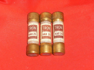 BUSSMANN LIMITRON KAX-25 RECTIFIER FUSE KAX25 250V 25 A - LOT OF 3