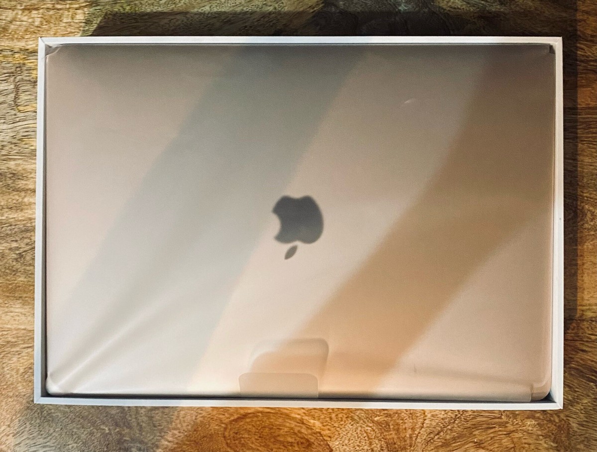 13 Inch MacBook Air Retina 16GB 512GB SSD - 2018 Model - EXCELLENT