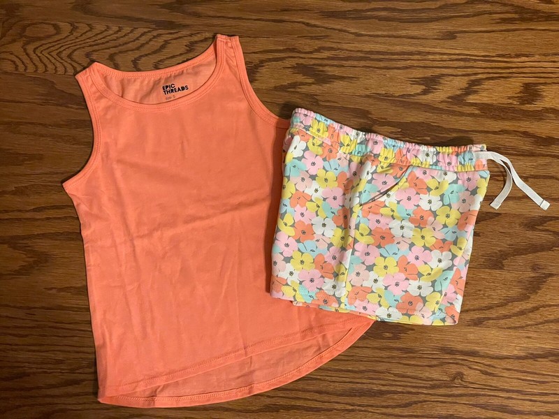 New Little Girl Size 7 EPIC THREADS Tank & CARTER'S Floral Drawstring Shorts
